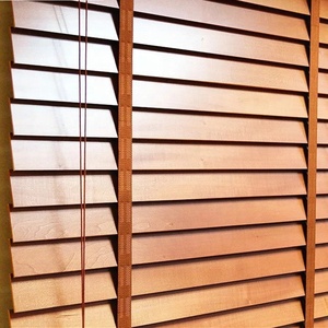 Vente en gros bon marché Fournisseur de stores en tilleul en Chine Lamelles de stores en bois - Product Image 3