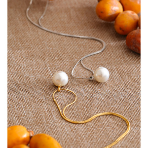 JINYOU 1529 Elegante Collana con Catena Sottile in Acciaio Inossidabile, Gioiello con Perle Simulate Rotonde, Accessorio di Moda - Product Image 4