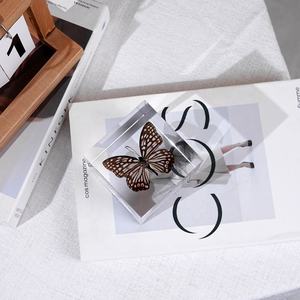 Regali personalizzati creativi incorporati in acrilico Lucite bottiglia di montatura fermacarte articoli Souvenir decorazione per la casa per bambini Educa - Product Image 5