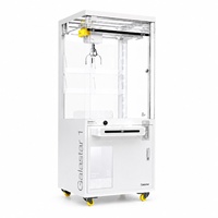 Nouveau modèle de distributeur automatique de poupées blanc minimaliste, entièrement transparent, à monnayeur, commande par scan, commercial tout-en-un