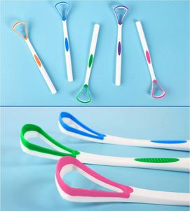 Grattoir à Langue Portable en Silicone et Plastique Double Face Antidérapant Personnalisable en Gros pour Hygiène Buccale Sans BPA - Product Image 4