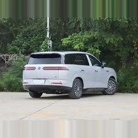 Denza N8L 2025 PHEV AWD SUV 6 places 560kW 871Nm Triple Moteur 3.9s 230km EV 1300km Autonomie Véhicule à Énergie Nouvelle Vente en Gros Chine