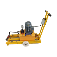 Machine portable à roues pour étirer les barres d'armature hydrauliques, dispositif de tension pour barres d'acier de tonnage élevé pour la production de composants préfabriqués de construction