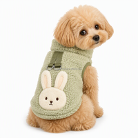 Gilet polaire personnalisé pour chien avec applique ours en peluche, harnais sans manches, vêtements chauds d'hiver pour chiots et chats, vente en gros OEM