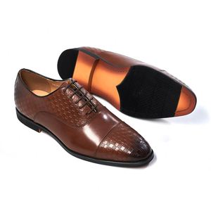 Chaussures Oxford Classiques Faites à la Main en Cuir Véritable pour Homme – Vente Chaude – Grossiste – Chaussures Habillées Formelles pour Homme en Cuir de Vachette à Imprimé Carreaux pour Mariage - Product Image 4