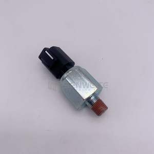 Sensor de Presión de Aceite Sunwhee con Rosca G1/4 para Motores Diésel Perkins Modelo 1852462, Latón, IP54 - Product Image 1