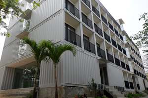 Maison préfabriquée modulaire à 4 étages de premier choix pour locations de vacances, hébergement sur <span class=keywords><strong>site</strong></span> ou sites de glamping - Product Image 2