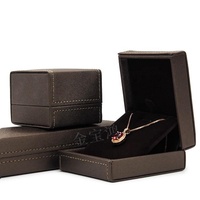 Gros bijoux personnalisés emballage AUCUNE QUANTITÉ MINIMALE DE COMMANDE bague boucle d'oreille collier en cuir PU d'expédition coffret noir pas cher boîtes à bijoux