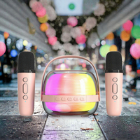Mini altavoz BT RGB PARA KARAOKE para exteriores con micrófono, gabinete de plástico, fuente de alimentación CC para fiestas y viajes de teléfonos móviles