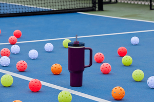 Reekoos Logo personnalisé aspirateur à double paroi 30oz 40oz tasses de voyage en plein air gobelet en métal h2.0 avec poignée et paille - Product Image 3