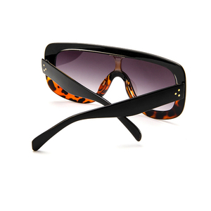 Moda Hombre Lentes <span class=keywords><strong>De</strong></span> Sol Gafas <span class=keywords><strong>De</strong></span> Sol Baratas 2025 Mujeres Lentes <span class=keywords><strong>De</strong></span> Una Pieza Gafas <span class=keywords><strong>De</strong></span> Sol Grandes Tonos - Product Image 6