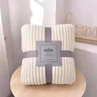 Offre Spéciale Super doux 3D rayé côtes flanelle polaire jeter couverture serviette couverture pour maison lit canapé bureau