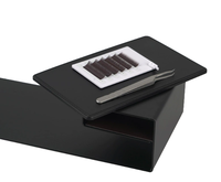 Table de travail noire pour technicien en extension de cils, avec tableau d'affichage magnétique pour extensions de cils – Fournitures pour pose de cils – Vente chaude