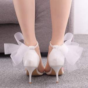 Tendenza moda <span class=keywords><strong>scarpe</strong></span> da <span class=keywords><strong>sposa</strong></span> da donna di lusso con tacco a spillo a maglia con lacci da 7 cm <span class=keywords><strong>scarpe</strong></span> da <span class=keywords><strong>sposa</strong></span> <span class=keywords><strong>bianche</strong></span> - Product Image 5