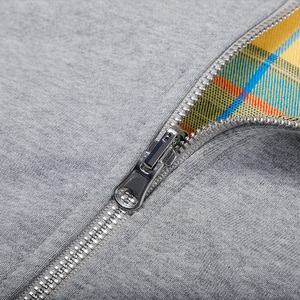 Felpa con Cappuccio Reversibile Oversize da Uomo con Design Patchwork a Quadri Retrò Personalizzato e Zip - Product Image 3