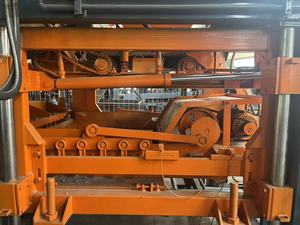 QT7-15 Tự Động Thủy Lực Bê Tông Xi Măng Rỗng Tiêu Chuẩn Rắn Một Mét Curbstone Paver Interlock Gạch Khối Máy Làm - Product Image 5