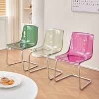 Chaise de salle à manger moderne en plastique PC transparent, empilable, courbée et profilée, gain de place, pour usage intérieur en restaurant et hôpital