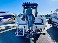 Offre Spéciale : Bateau en Aluminium de 6m pour 6 Personnes, Petit Yacht Soudé, Embarcation de Loisirs avec Moteur Hors-Bord pour la Navigation Fluviale et la Pêche