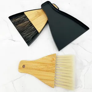 Toptan özel Logo taşınabilir temizleme fırçası Mini süpürge plastik üçgen bambu saplı faraş ve fırça seti