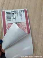 Autocollants découpés à l'emporte-pièce holographiques imperméables en vinyle imprimés personnalisés Étiquettes d'emballage Autocollants en rouleau Autocollant extérieur en PVC