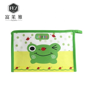 Haute qualité dessin animé impression sac cosmétique de <span class=keywords><strong>voyage</strong></span> mignon pochette <span class=keywords><strong>en</strong></span> pvc - Product Image 1