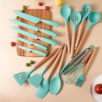 Le plus récent ensemble de 19 pièces d'ustensiles de cuisine en gel de silice avec manche en bois et planche à découper seau de stockage ensemble de gadgets de cuisine