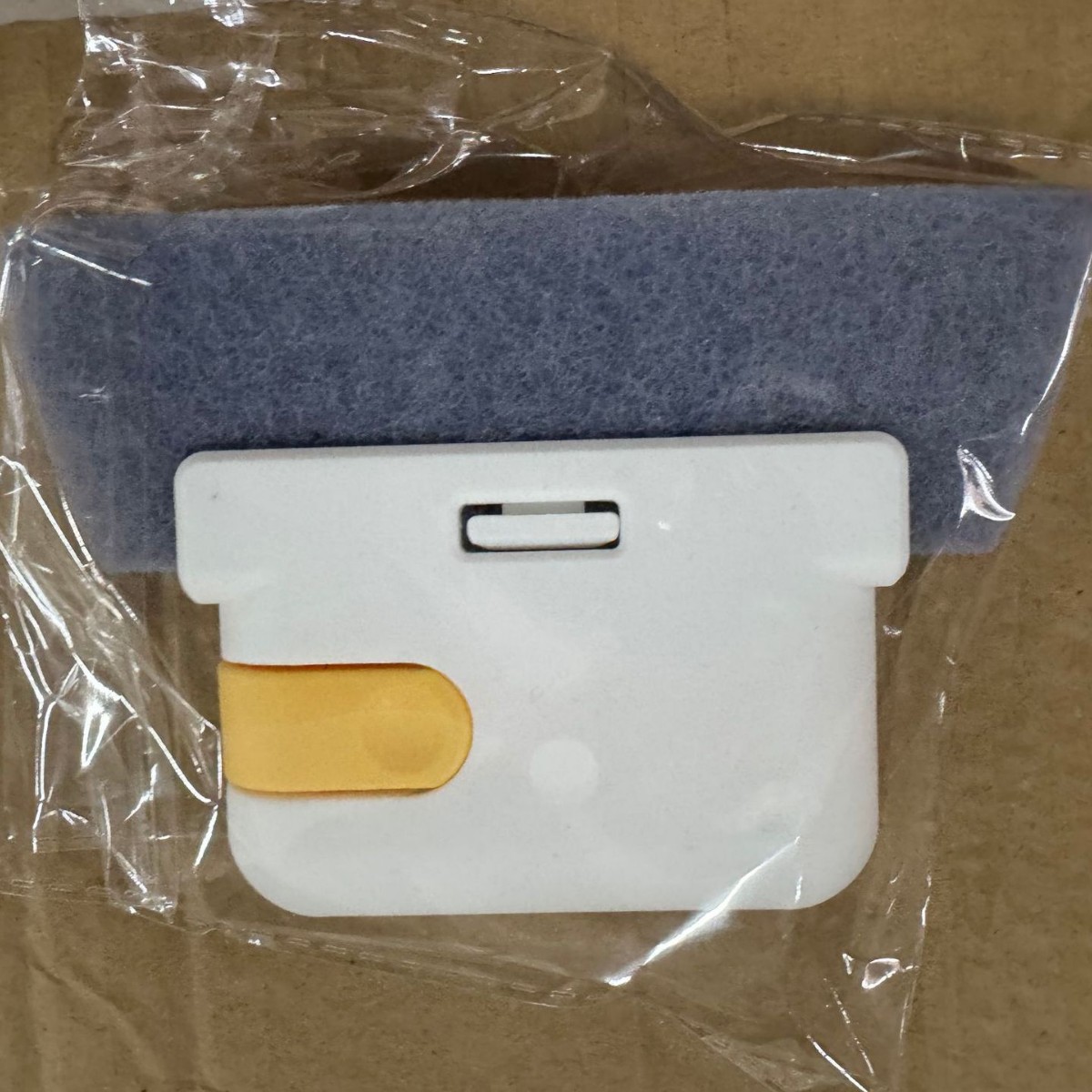 Jaune gingembre --- la valeur par défaut est un tissu à brosse gris bleuâtre