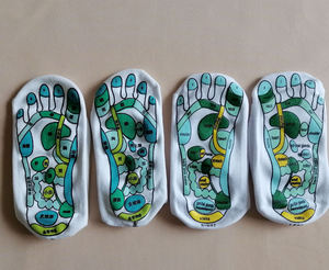 Cinq doigts soulagent les points d'acupuncture <span class=keywords><strong>de</strong></span> physiothérapie auxiliaire fatigués Illustration acupression réflexologie anatomique chaussettes <span class=keywords><strong>de</strong></span> Massage des pieds - Product Image 2