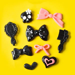 Simulación estilo oscuro peine espejo Bowknot resina encantos para relleno de limo muñeca Diy Craft teléfono caso horquilla nevera Decoración - Product Image 2