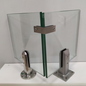 YL Most Purchased Stainless <strong>Steel</strong> <strong>Railing</strong> Prices Outdoor Glass <strong>Railing</strong> 90 Degree Corner Glass Clamp - Product Image 2