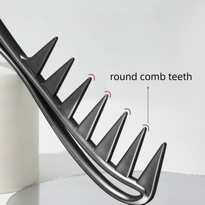 Peigne à dents larges <span class=keywords><strong>pour</strong></span> hommes Peigne de coiffage texturé <span class=keywords><strong>pour</strong></span> <span class=keywords><strong>cheveux</strong></span> lisses Peigne à dents épaisses <span class=keywords><strong>Brosse</strong></span> à <span class=keywords><strong>cheveux</strong></span> <span class=keywords><strong>bouclés</strong></span> - Product Image 4