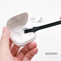 ¿Cuáles son los artículos más vendidos? Cepillo pequeño delgado de cocina Accesorios útiles para el hogar para limpiar productos de computadora 3 colores