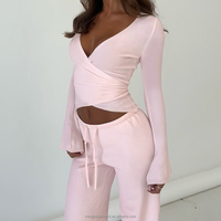 Personnalisé décontracté sport deux pièces Homewear haut portefeuille costume col en v manches cloche cravate dos haut long lâche solide imprimé tenue