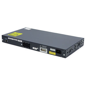 Commutateur <span class=keywords><strong>WS</strong></span>-<span class=keywords><strong>C2960</strong></span>-<span class=keywords><strong>48TC</strong></span>-<span class=keywords><strong>L</strong></span> d'occasion Commutateur géré Gigabit 48 ports avec fonctions QoS empilables VLAN Certifié en stock - Product Image 3