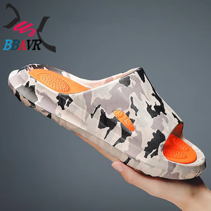 Nouvelles pantoufles décontractées pour hommes, idéales pour la marche lente, directement de l'usine - Product Image 2