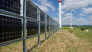 Panel Solar Bifacial PERC Tipo N de 590W con Marco Plateado de <span class=keywords><strong>Doble</strong></span> Vidrio |   21.6% de Eficiencia, Alta Durabilidad, Entornos Difíciles, AR - Product Image 5
