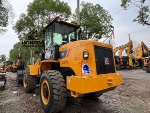 Chargeuse sur pneus 836 modèle 2022, capacité nominale de 3 tonnes, moteur Cummins, roulement hydraulique, chargeuse frontale, engin de construction - Product Image 2