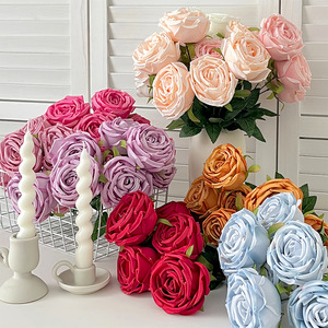 Flores Artificiales Royal Rose, Ramo de Boda de Seda de Alta Simulación con 7 Cabezas, Decoración para el Hogar - Product Image 3