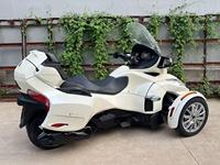 Motocyclette de croisière d'occasion Can-am Spyder RT Sportbikes en bon état, alimentée à l'essence, en vente depuis CN/JIA
