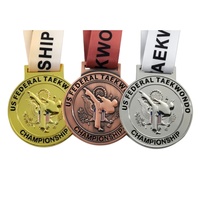 Deutschland Glänzende vergoldete Zink legierung KSC Karate Team Medaille 3D Vogel Karneval Taekwondo Judo Bjj Wettbewerb Medaille Cut Hollow Out