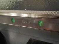 Nuevo Sistema de Corte Automático Programable de Ranuras en V de Acero CHZOM 2024 |   Máquina Ranuradora Vertical CNC 1250/3200 con Productividad Mejorada