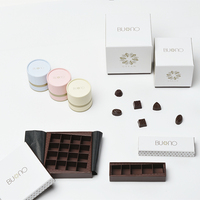 Boîte de papier de bonbons de biscuits faits à la main de logo de feuille d'or de conception de fantaisie boîte d'emballage de chocolat de luxe avec le plateau de papier