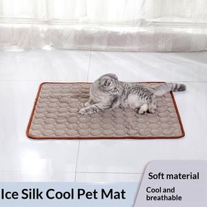 Yazlık Akıllı Soğutucu Nefes Alabilen Kumaş Evcil Hayvan Yatağı Köpekler ve Kediler için Buz İpeği - Product Image 3