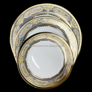 Service d'assiettes plates en céramique au design moderne et électrique doré, vaisselle de luxe, nouveaux ensembles de 36 pièces de vaisselle en porcelaine pour 12 personnes - Product Image 5