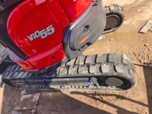 Miniexcavadora Usada Yanmar ViO55 de Giro Cero, Excavadora Compacta de Orugas para Trabajos en Espacios Reducidos - Product Image 5