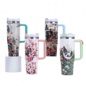 Gobelet isotherme réutilisable en acier inoxydable de 40 oz avec poignée et couvercle à paille, personnalisable avec logo, écologique et compatible porte-gobelet - Product Image 1