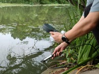 Analyseur numérique de fluorescence à main Compteur d'oxygène dissous pour l'aquaculture Test de qualité de l'eau d'étang à poissons