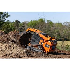 Chargeuse compacte sur chenilles hydraulique DEVELON DTL35 de 5,7 tonnes, puissante et compacte, idéale pour les opérations minières et les projets de sous-sols. - Product Image 5