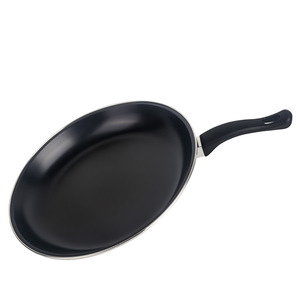 Juego de Utensilios de Cocina Dessini de Alta Calidad al por Mayor, Sartenes Antiadherentes Negras de 20cm, 24cm y 28cm - Product Image 5
