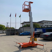 Einmast-Aluminium-Hebebühne für Lager und Hotels, 120kg-200kg Traglast, Rutschfeste Hydraulische Plattform
